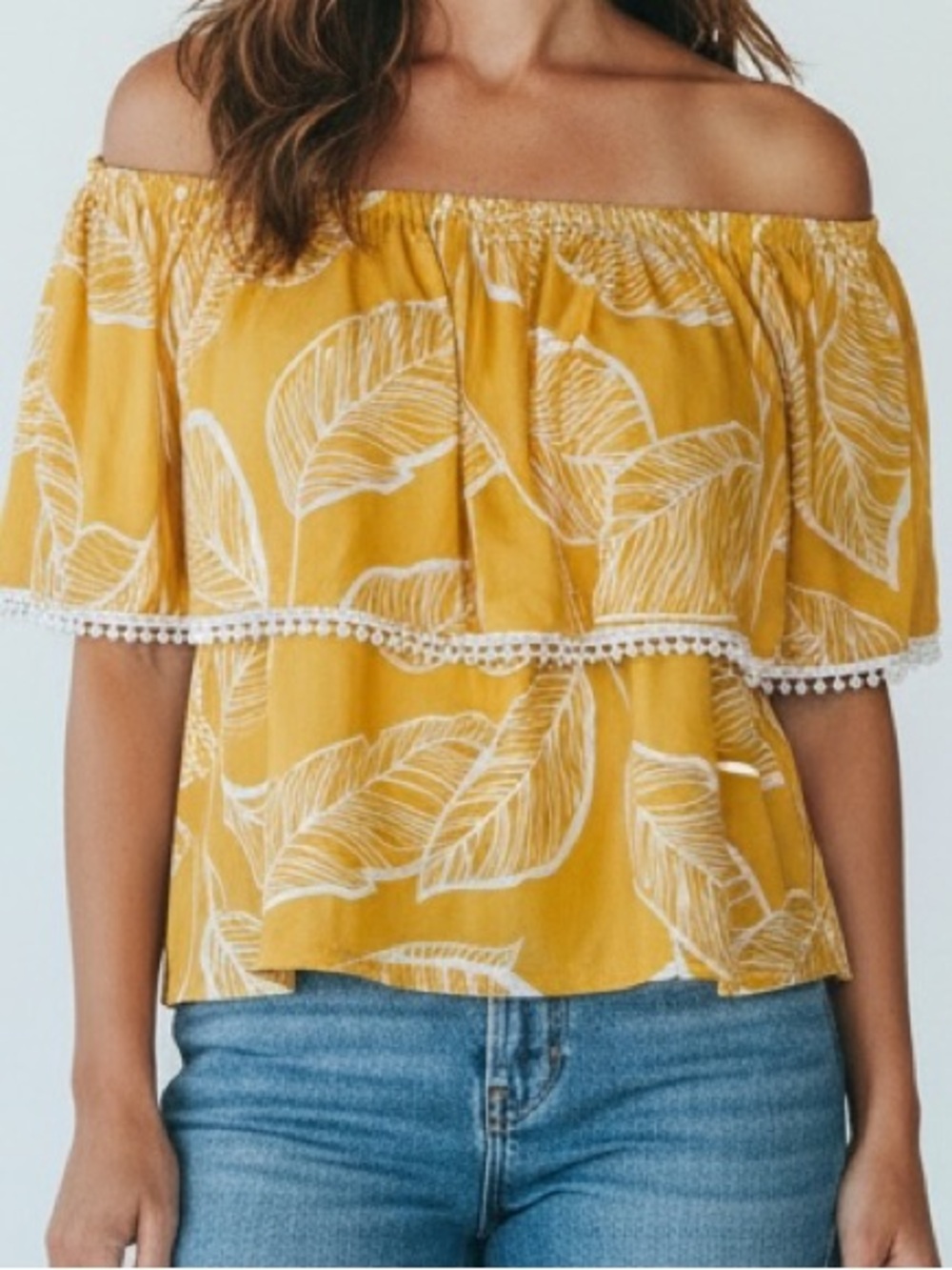 Suzy Shier yellow blouse